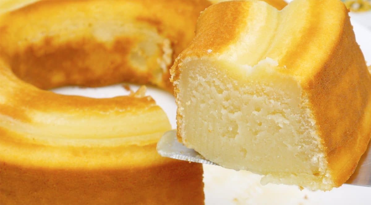 Foto da receita Como fazer Bolo de Leite / Bolo Baêta