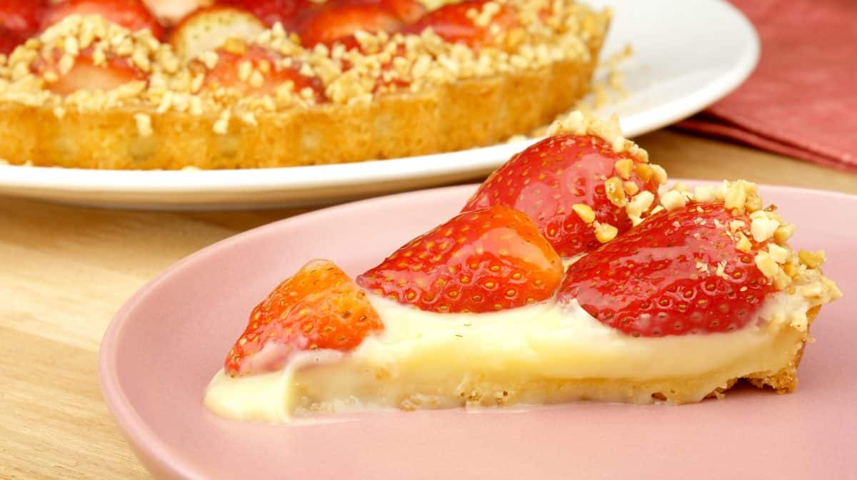 Foto da receita Como fazer Torta de Morango