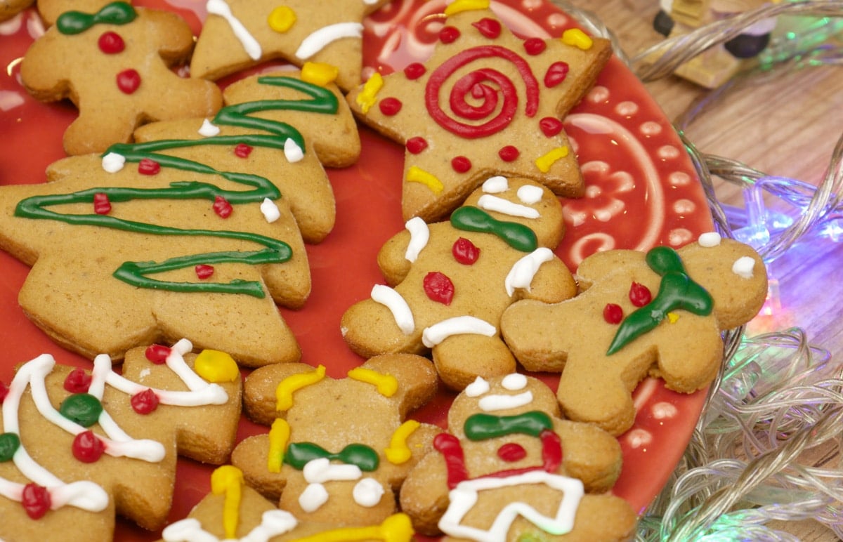 Foto da receita Como fazer Biscoito Natalino - Gingerbread