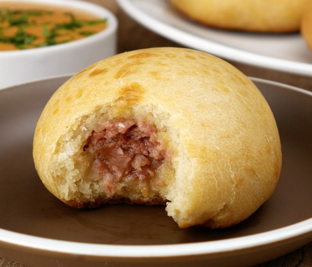 Foto da receita Como fazer Pão de Batata com Calabresa e Queijo