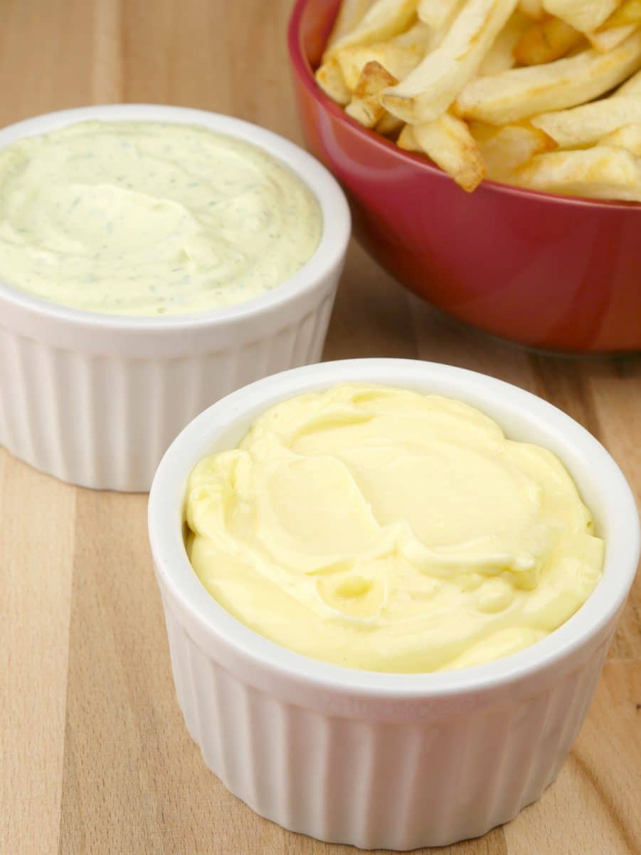 Foto da receita Como Fazer Maionese Verde