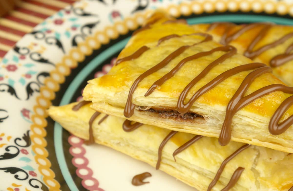 Foto da receita Como fazer Folhado de Nutella com apenas 3 ingredientes
