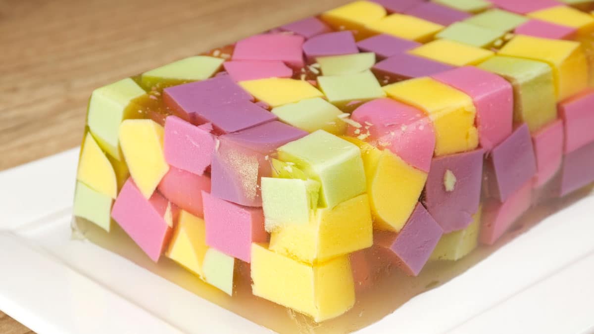 Foto da receita Como fazer Mosaico de Gelatina Invertido
