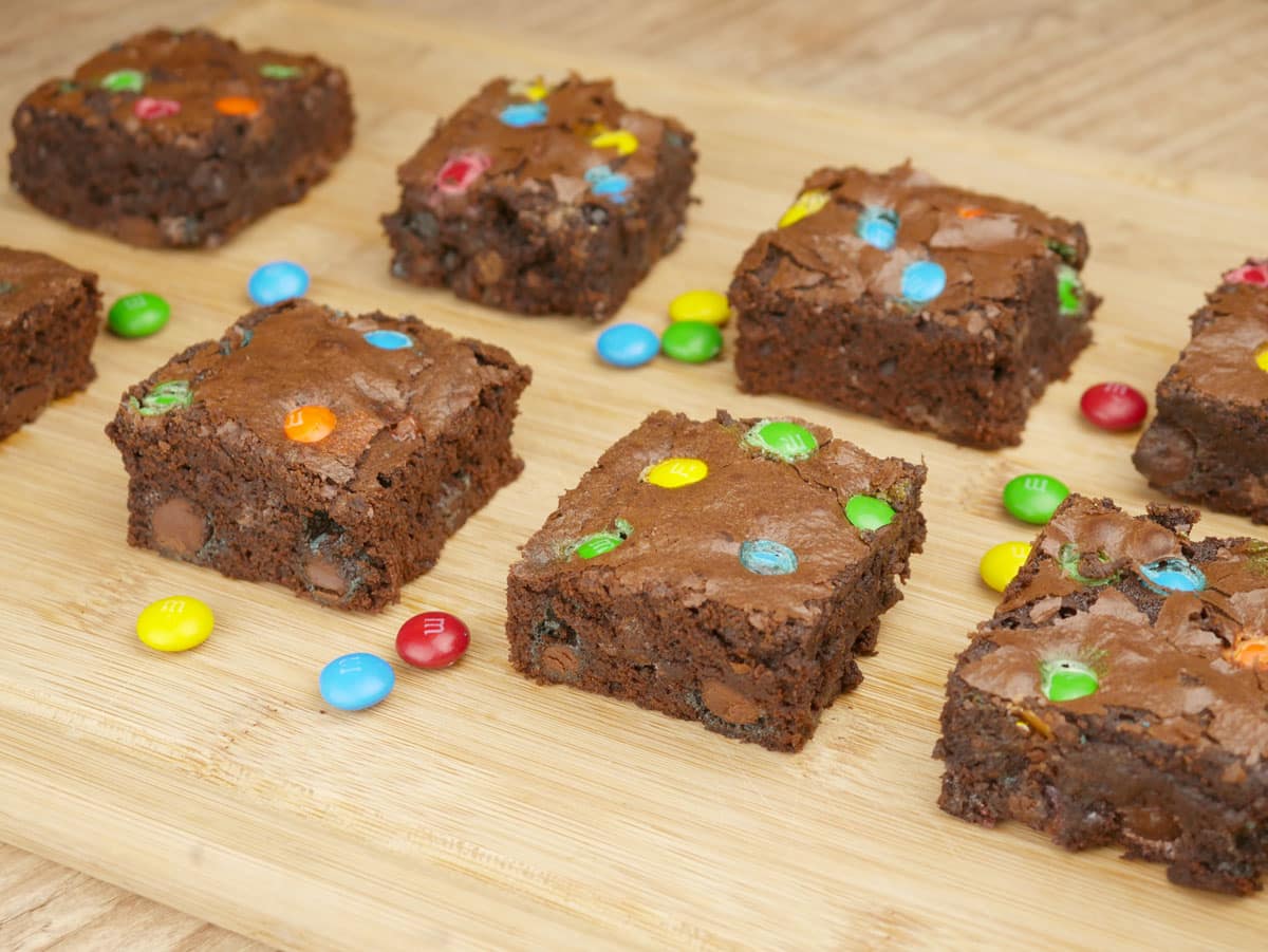 Foto da receita Como fazer Brownie de M&Ms