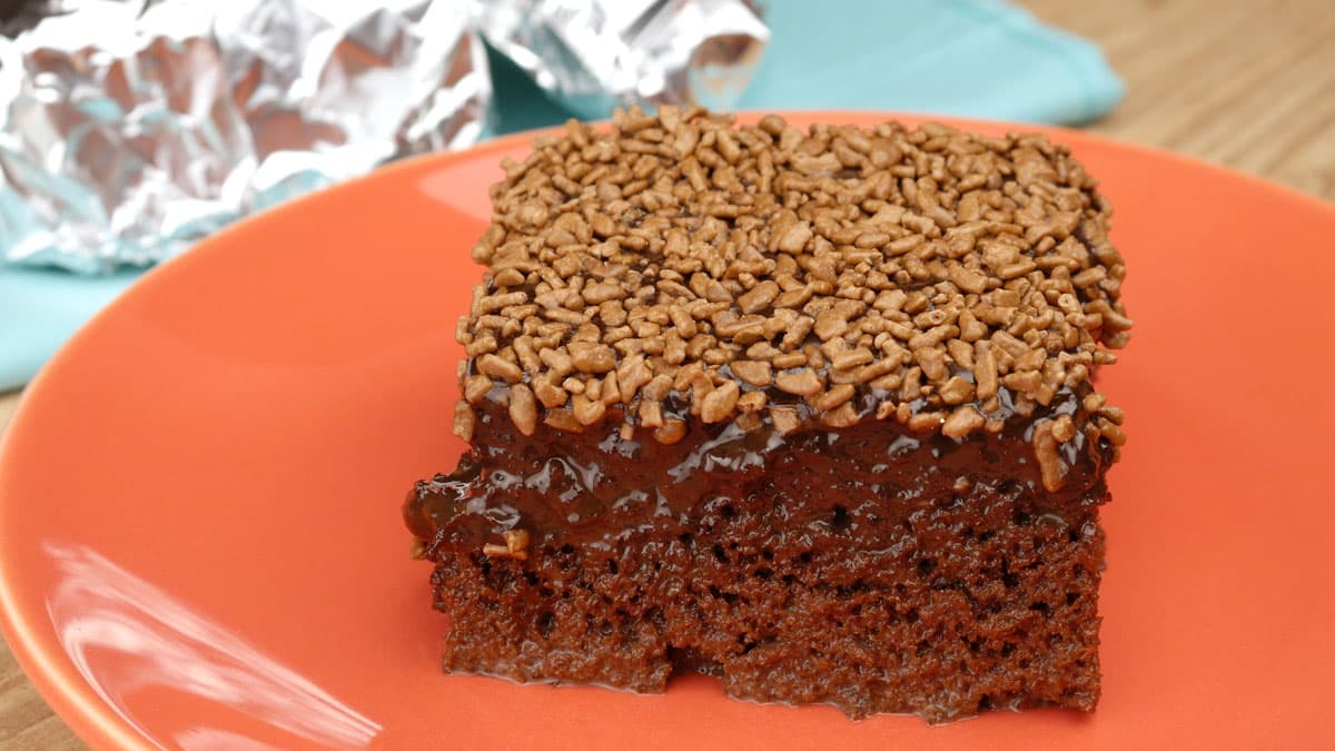 Foto da receita Como fazer Bolo Gelado de Brigadeiro