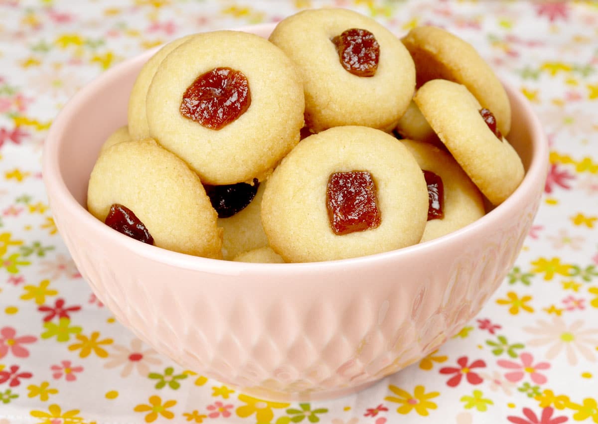 Foto da receita Como fazer Biscoitinho Amanteigado de Goiabada