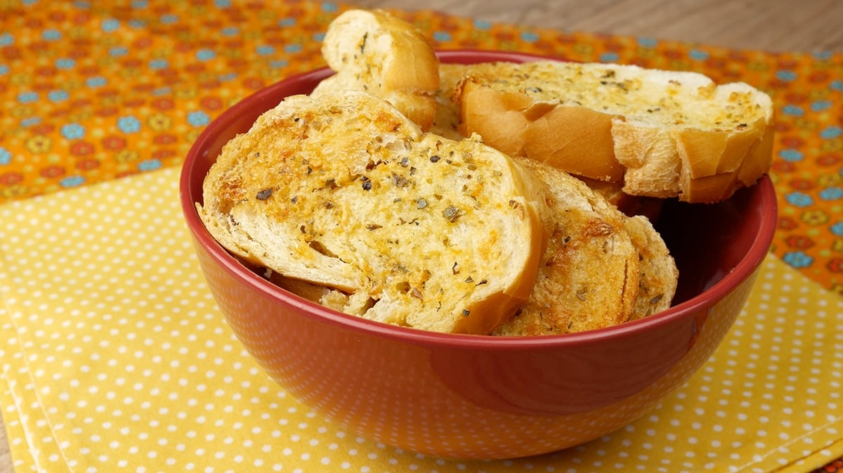 Foto da receita Como fazer Torradinha de Alho