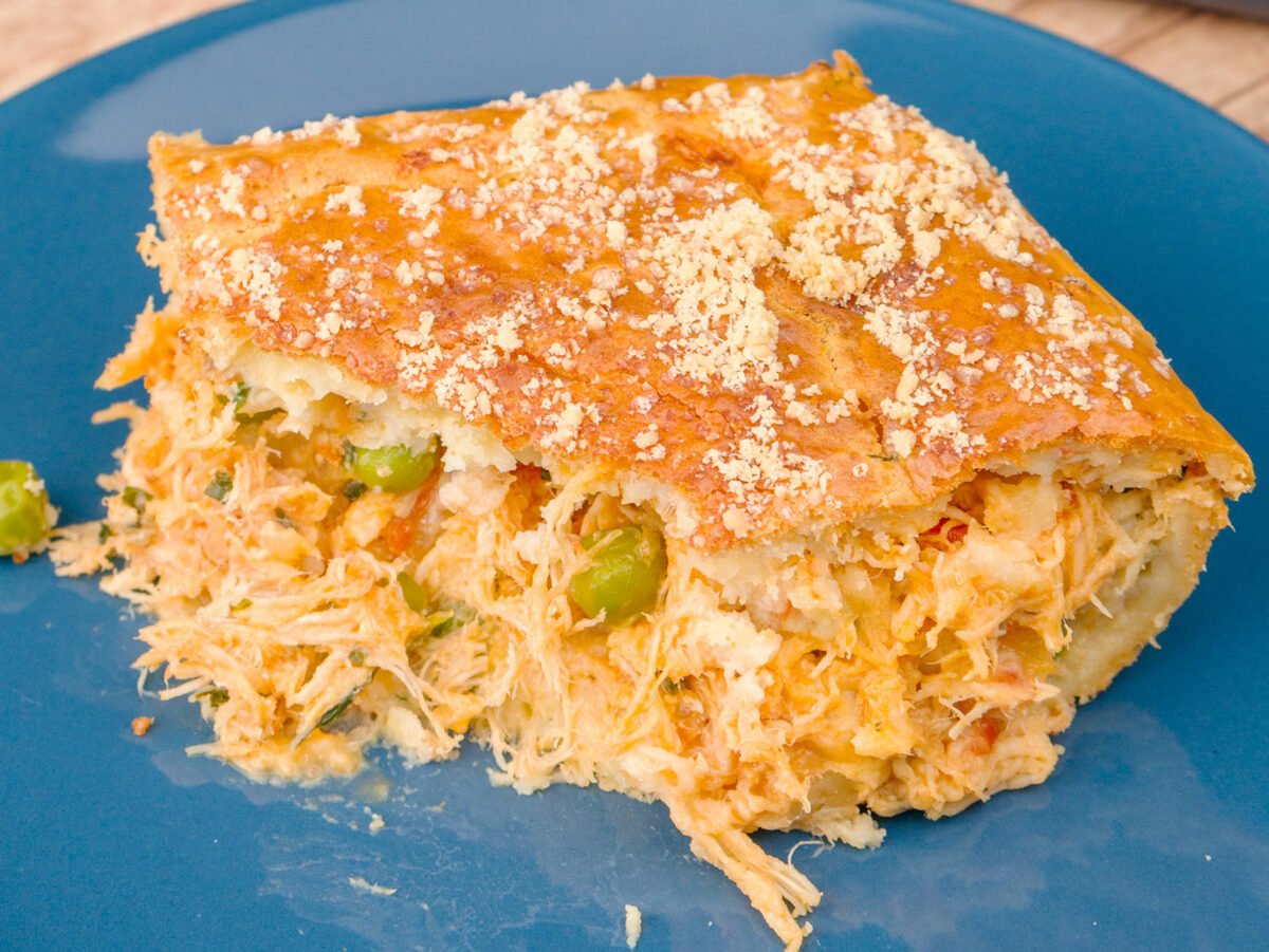 Foto da receita Como fazer Torta de Frango de Liquidificador