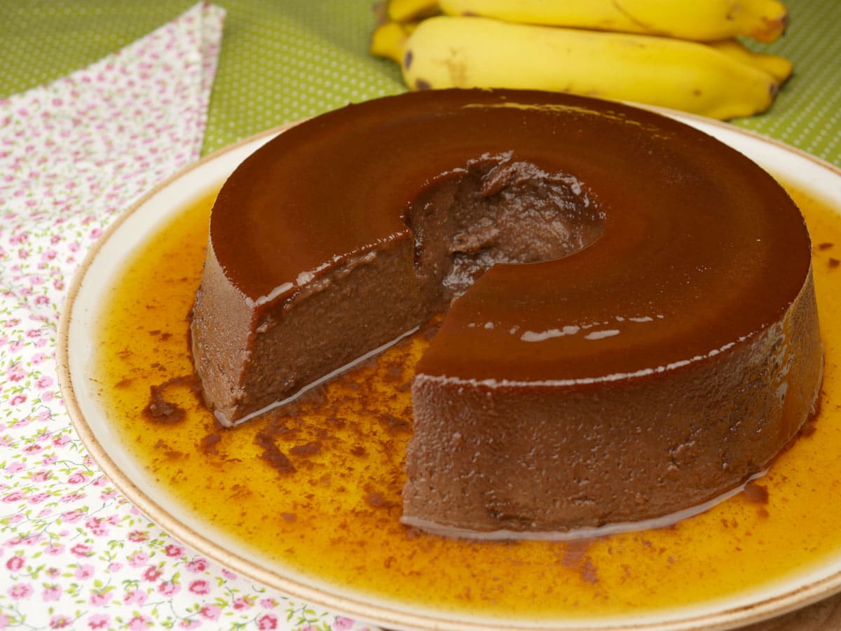 Foto da receita Como fazer Pudim de Banana com Chocolate na Panela de Pressão