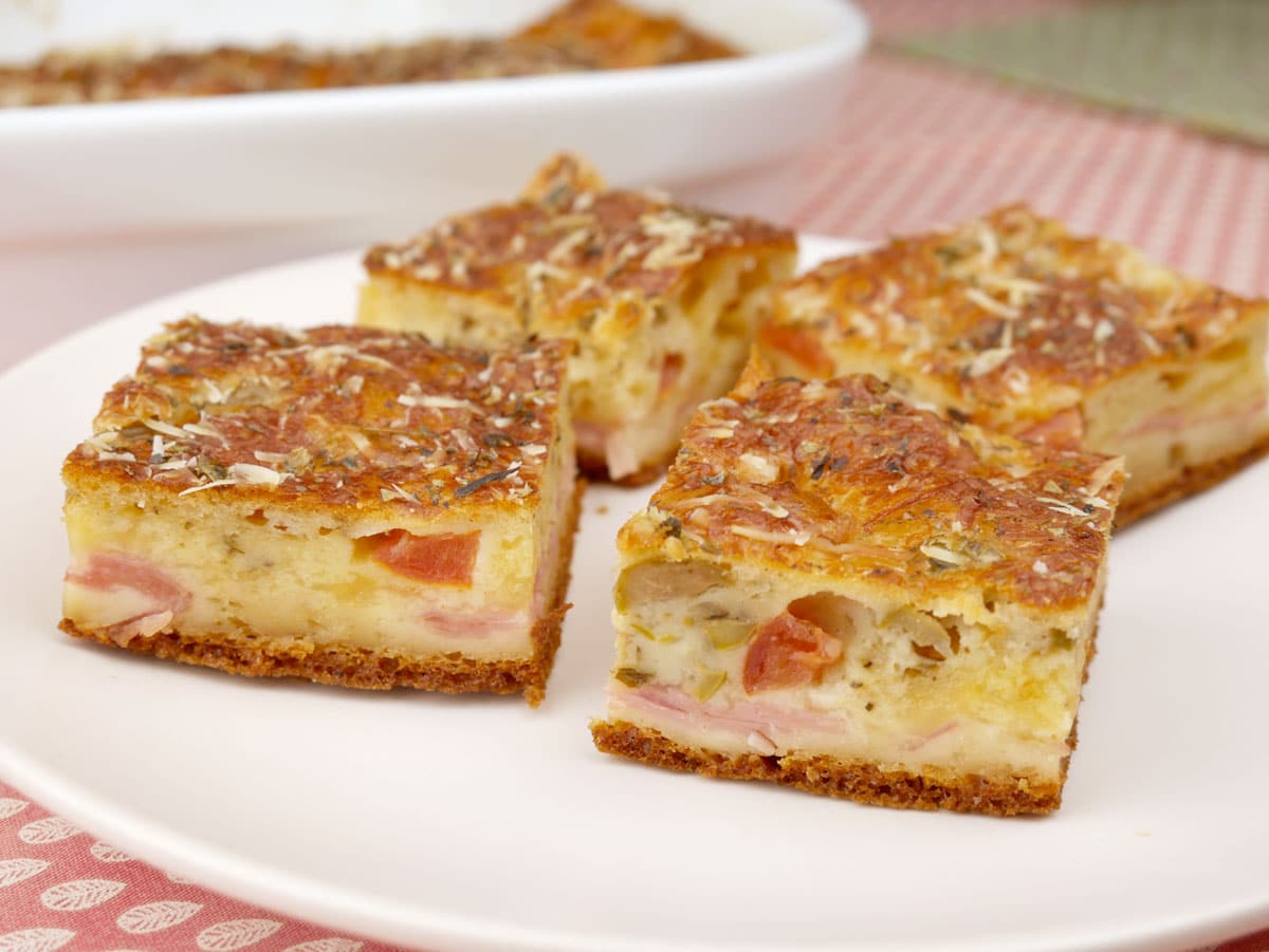 Foto da receita Como fazer Torta de Liquidificador de Presunto e Queijo