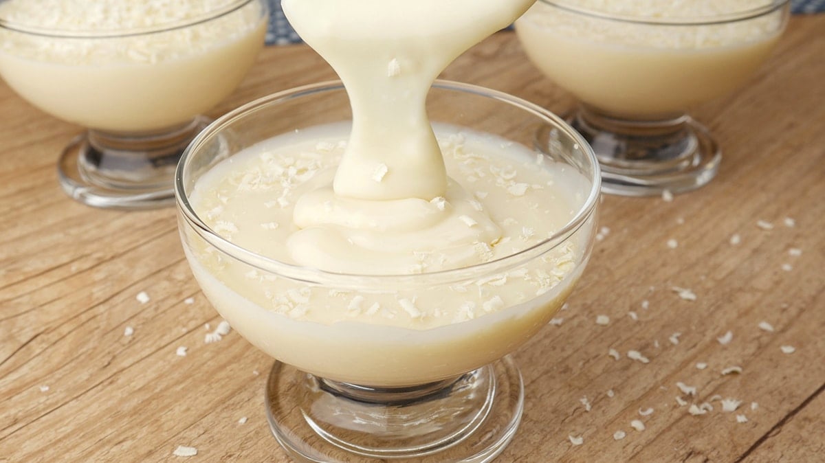 Foto da receita Como fazer Danette de Chocolate Branco