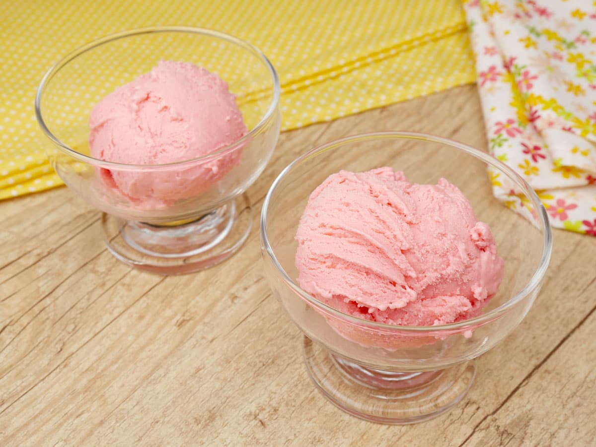 Foto da receita Como fazer Sorvete de Gelatina com 4 ingredientes