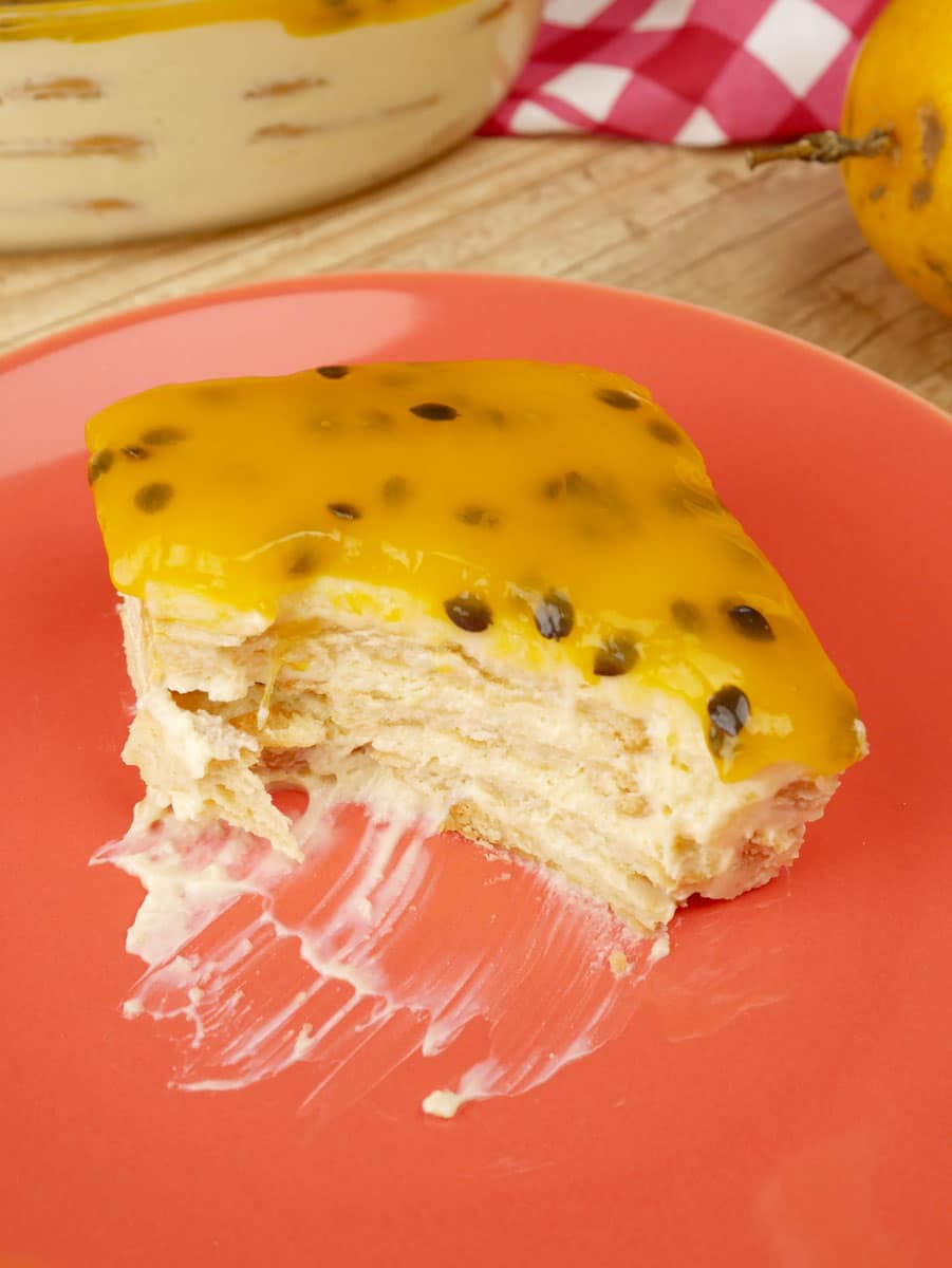 Foto da receita Como fazer Pavê de Maracujá super rápido e fácil