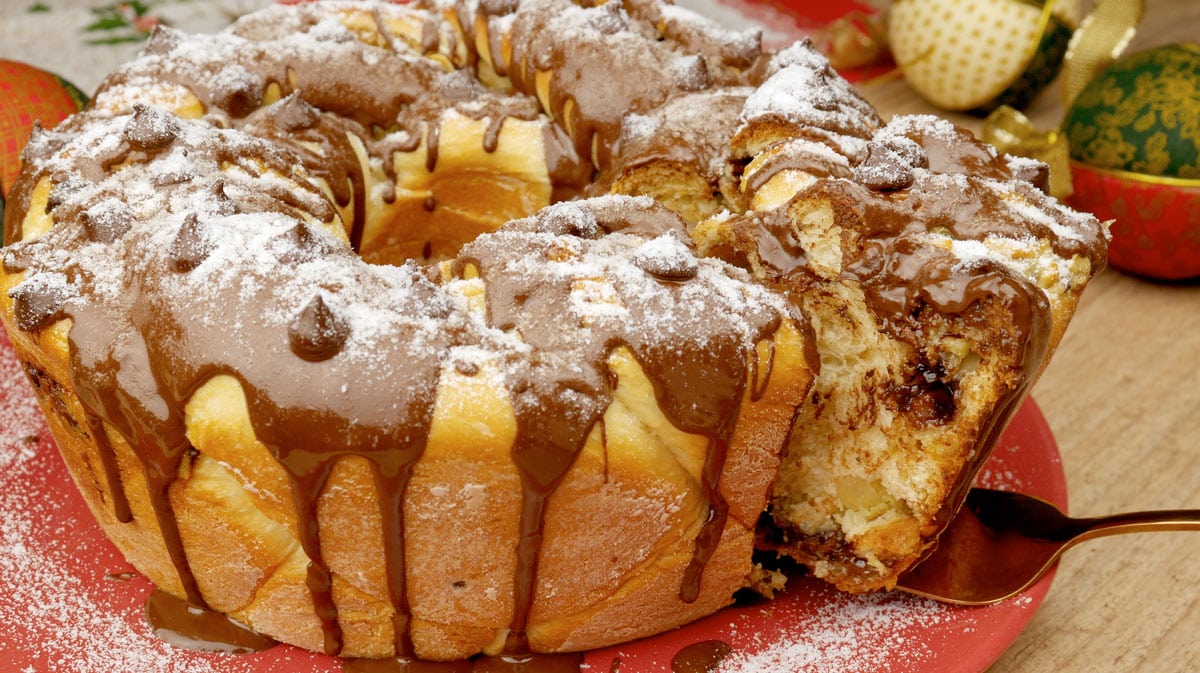 Foto da receita Como fazer Rosca Natalina de Chocolate Fácil e Fofinha