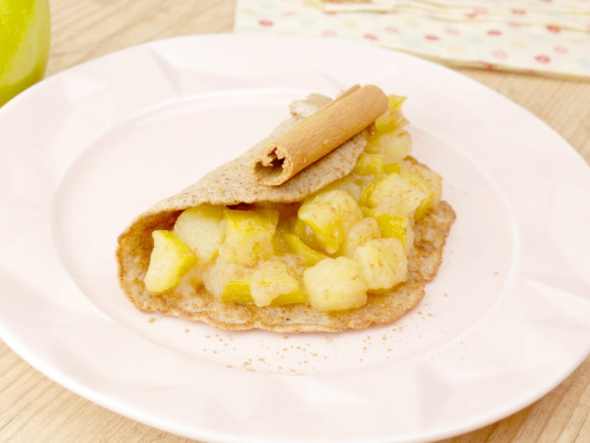 Foto da receita Como fazer Panqueca Fit de Maçã sem Glúten, sem Lactose e sem Açúcar