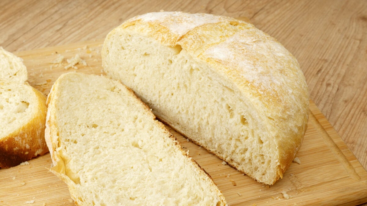 Foto da receita Como fazer Pão de Padaria 10 dobras sem sova