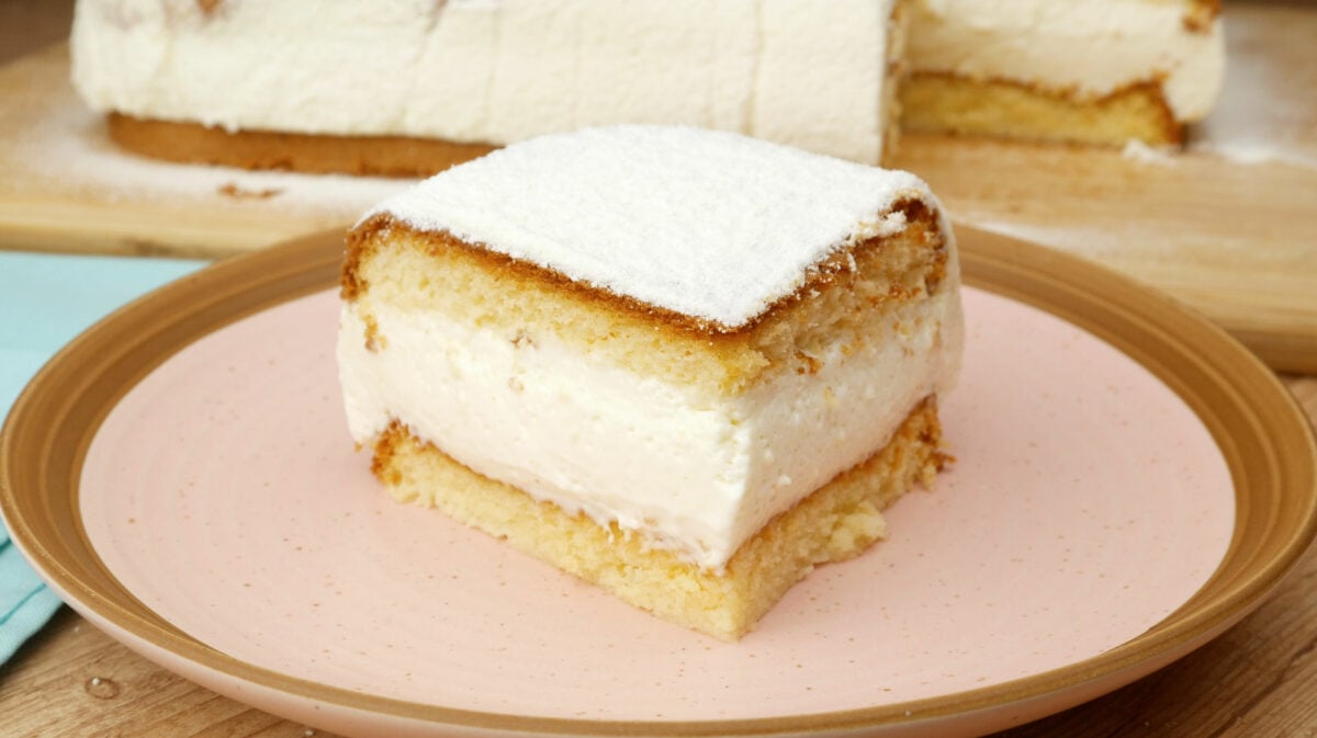Foto da receita Como fazer Bolo Nuvem de Leite Ninho