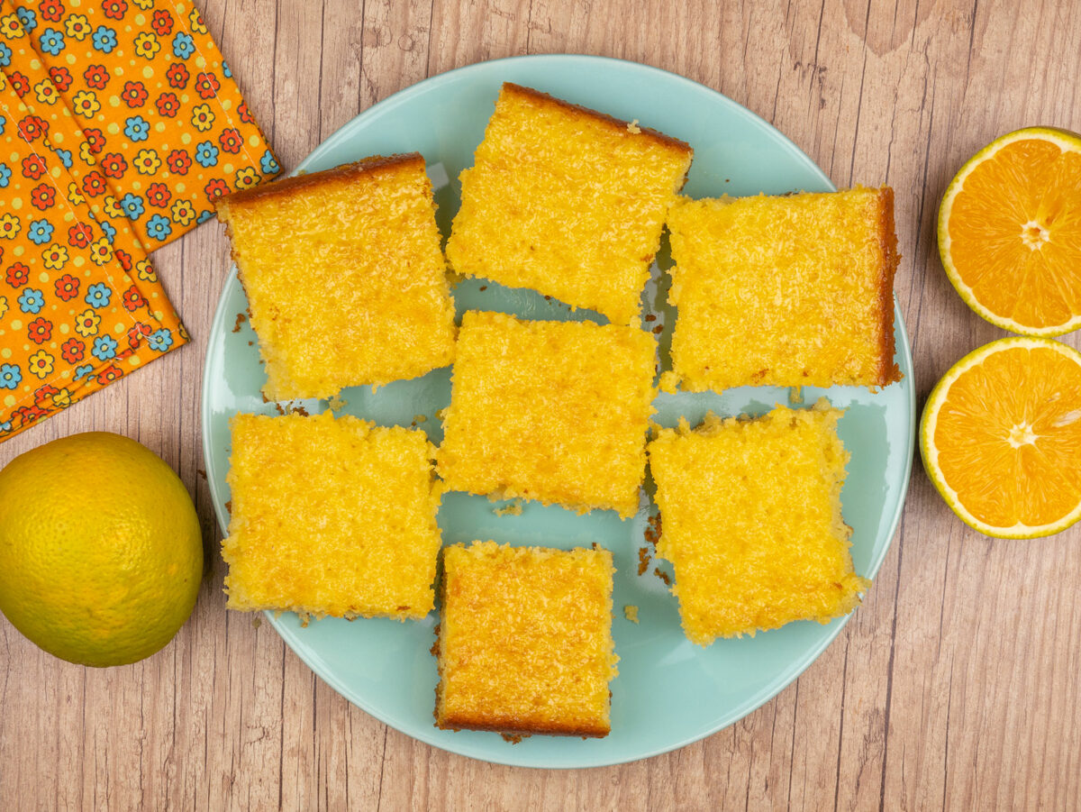 Foto da receita Como fazer Bolo de Laranja com Calda