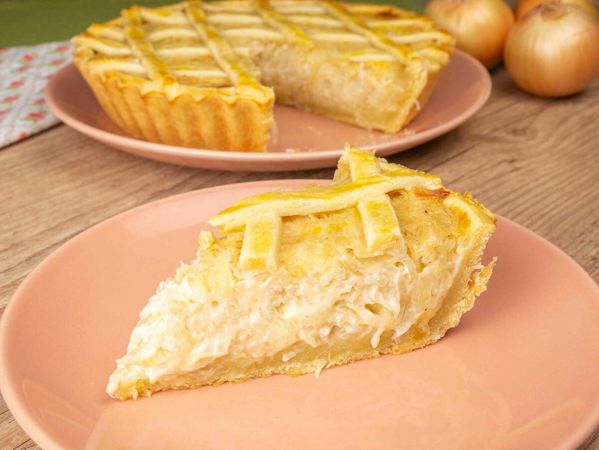 Foto da receita Como fazer Torta de Cebola com Queijo