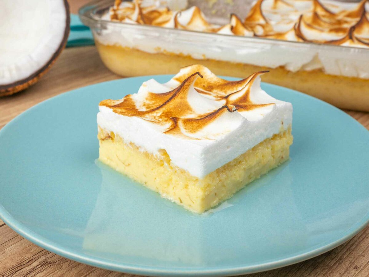 Como fazer Pudim de Coco com Merengue na Travessa com só 5 Ingredientes