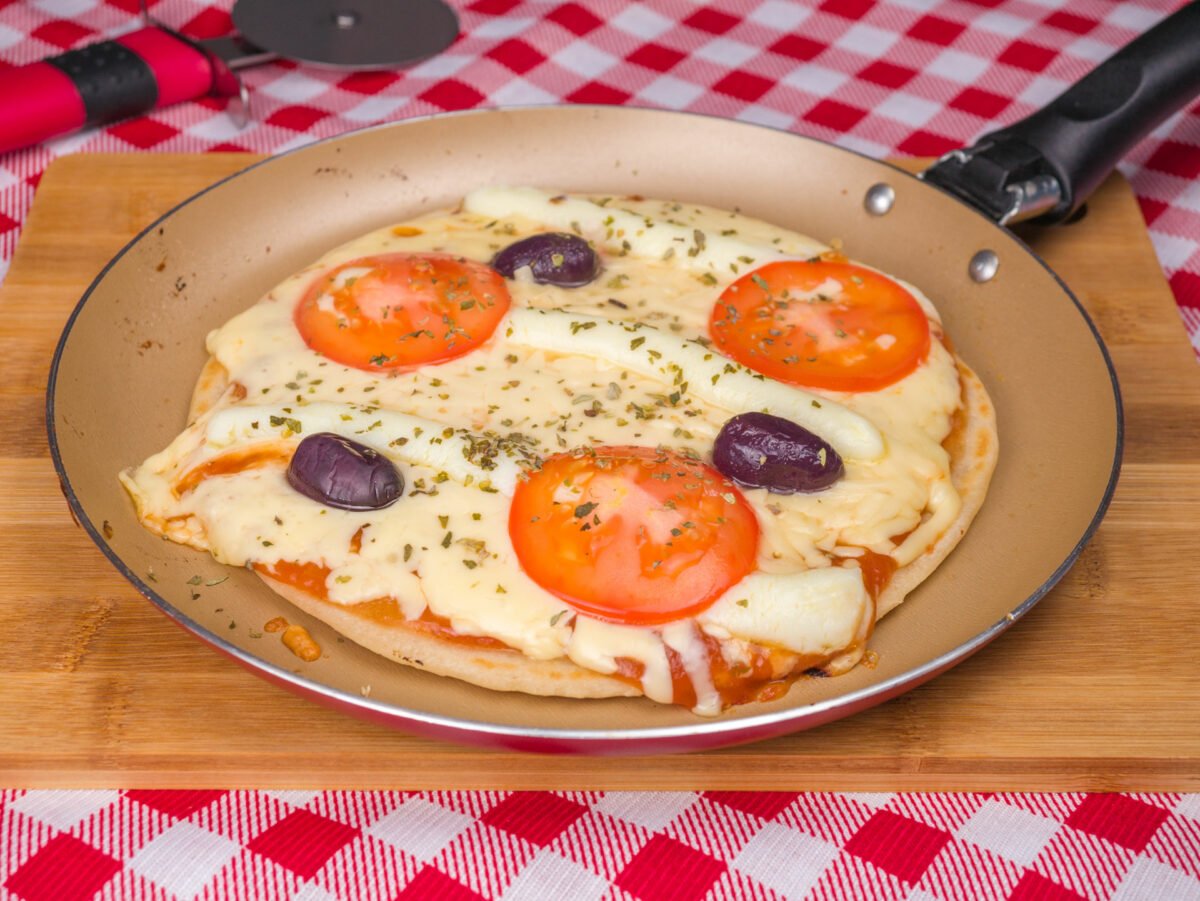 Como fazer Massa de Pizza com 2 Ingredientes