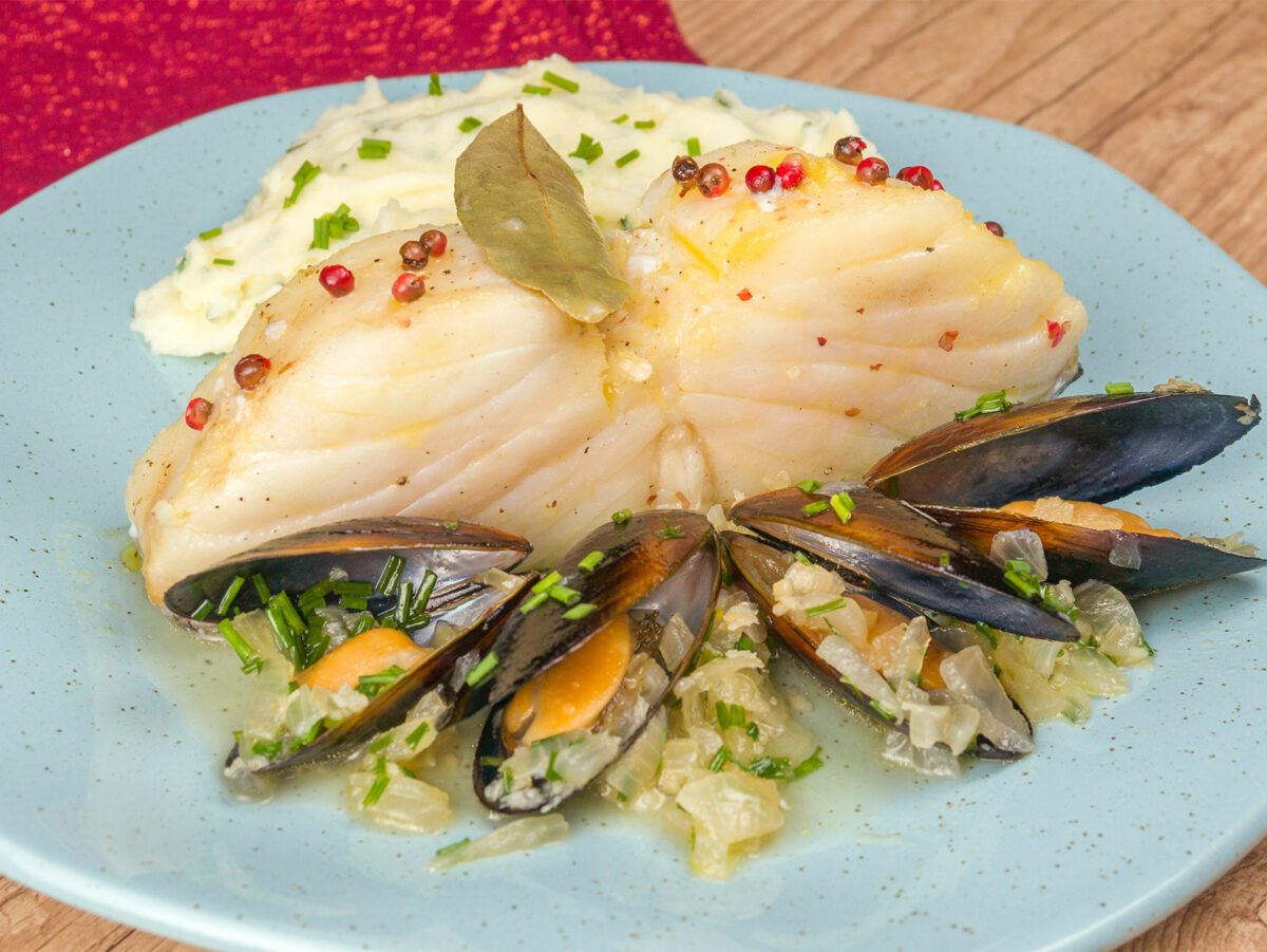 Como fazer Bacalhau com Mexilhões e Purê