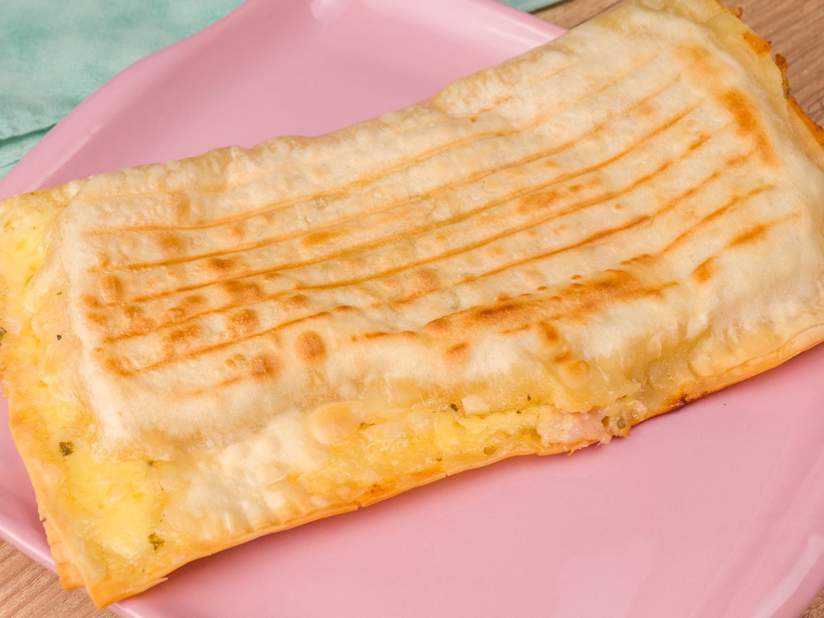 Como fazer Pastel na Sanduicheira