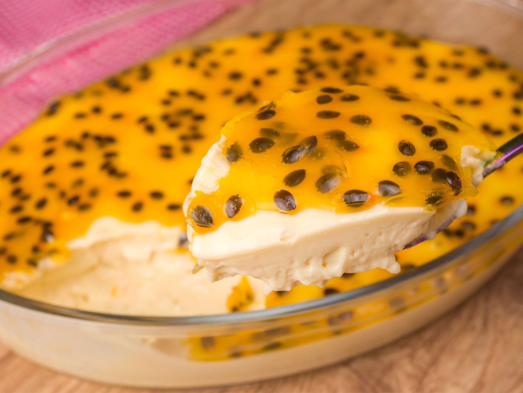 Como fazer Mousse de Maracujá sem Gelatina e sem Ovo