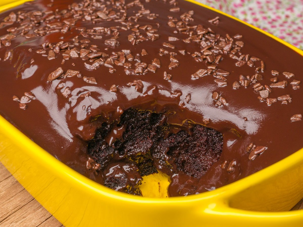 Como fazer Bolo de Chocolate Quente