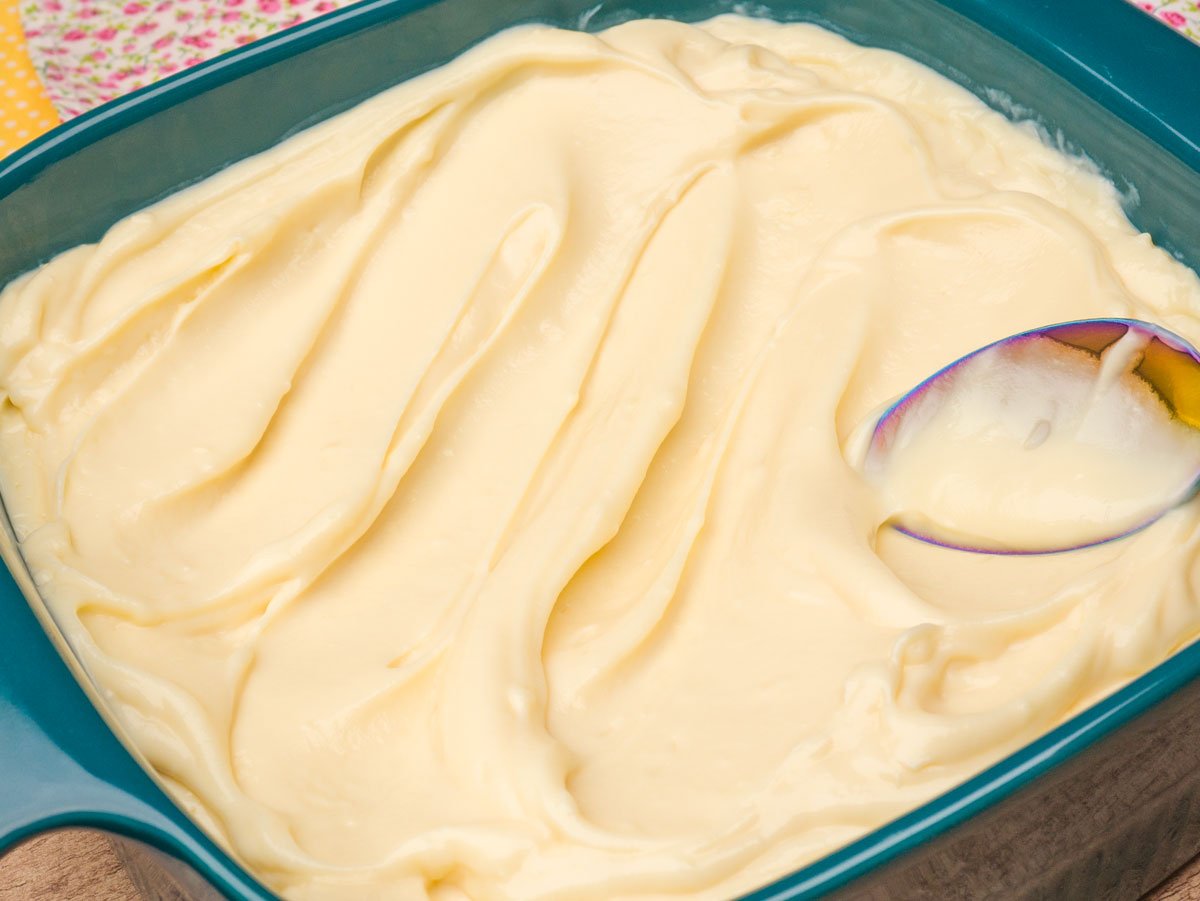 Foto da receita Como fazer Creme de Confeiteiro com Leite Condensado